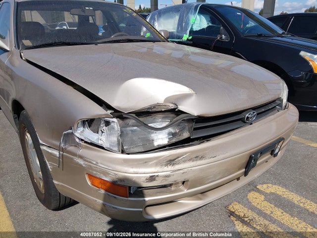 40087052 :رقم المزاد ، JT2GK12E8R0015553 vin ، 1994 Toyota Camry Le مزاد بيع