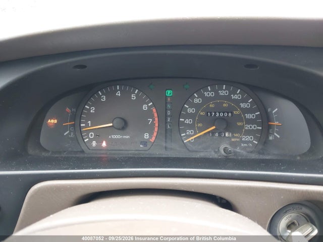 40087052 :رقم المزاد ، JT2GK12E8R0015553 vin ، 1994 Toyota Camry Le مزاد بيع