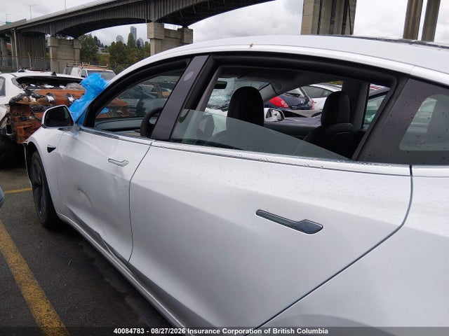 5YJ3E1EA1LF798701 Tesla MODEL 3