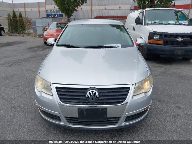 2010 Volkswagen Passat 2.0t მანქანა იყიდება აუქციონზე, vin: WVWAK9AN5AE112763, აუქციონის ნომერი: 40089649