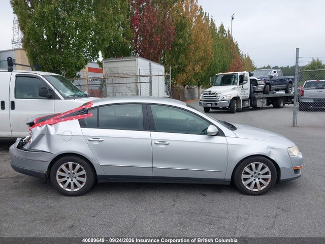 2010 Volkswagen Passat 2.0t მანქანა იყიდება აუქციონზე, vin: WVWAK9AN5AE112763, აუქციონის ნომერი: 40089649