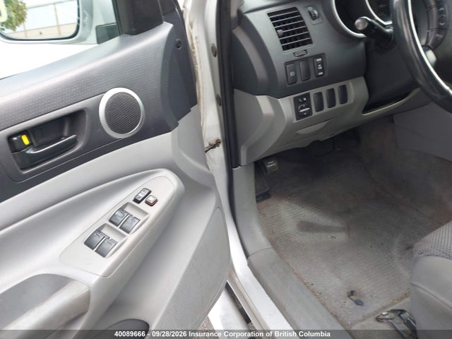 Aukcja sprzedaży 2006 Toyota Tacoma Prerunner V6, vin: 5TEKU72N56Z243083, numer aukcji: 40089666