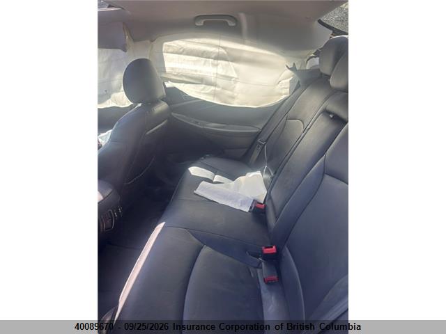 Продажа на аукционе авто 2011 Hyundai Sonata Se/limited, vin: 5NPEC4AB3BH205841, номер лота: 40089670