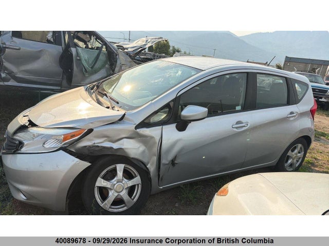 Nissan Versa 2015 3N1CE2CP3FL402418 Image 2