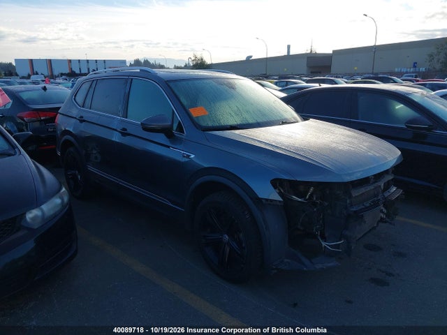 Volkswagen Tiguan Sel Premium 2018 3VV4B7AX3JM192398 main image