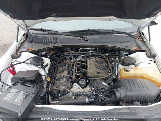 Auction sale of the 2018 Chrysler 300, vin: 2C3CCABG1JH192342, lot number: 40089735