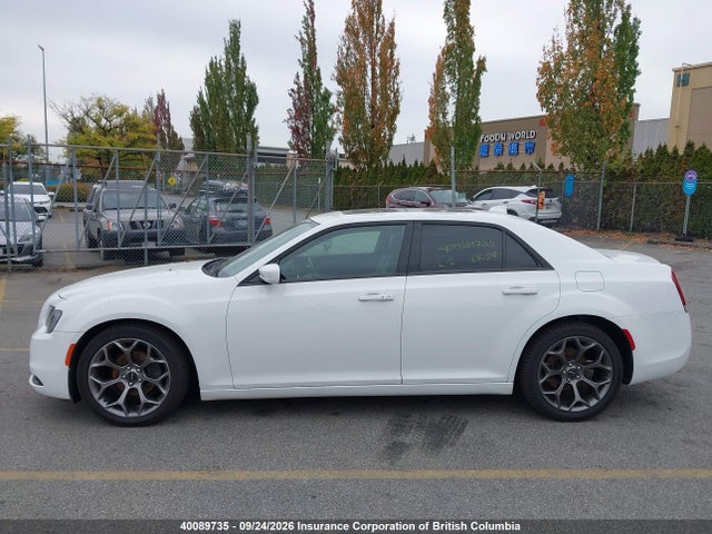 Auction sale of the 2018 Chrysler 300, vin: 2C3CCABG1JH192342, lot number: 40089735