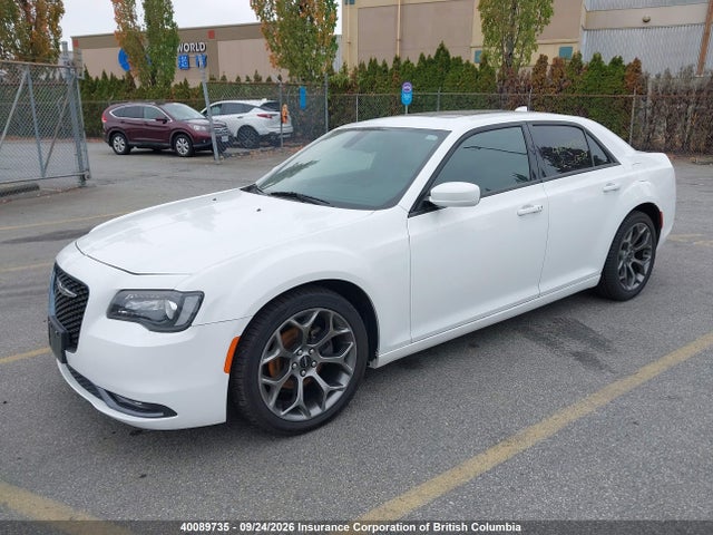 Auction sale of the 2018 Chrysler 300, vin: 2C3CCABG1JH192342, lot number: 40089735