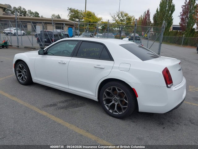 Auction sale of the 2018 Chrysler 300, vin: 2C3CCABG1JH192342, lot number: 40089735