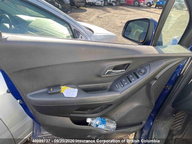 Chevrolet Trax 2017 3GNCJKSB1HL156770 Image 8