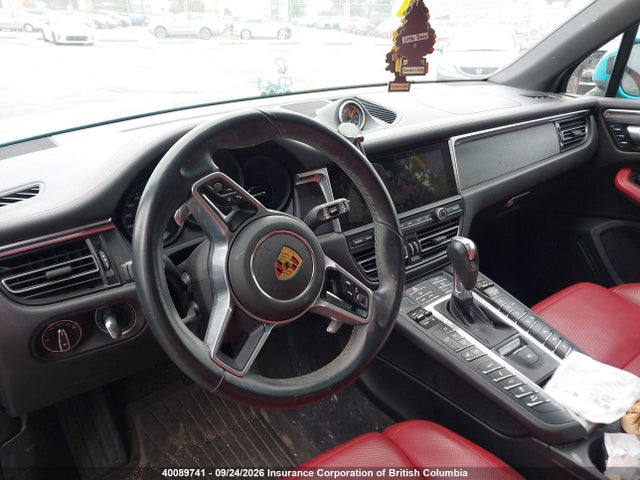 40089741 :رقم المزاد ، WP1AG2A50MLB51929 vin ، 2021 Porsche Macan مزاد بيع