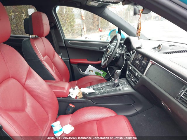 40089741 :رقم المزاد ، WP1AG2A50MLB51929 vin ، 2021 Porsche Macan مزاد بيع