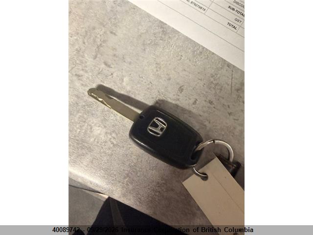 40089742 :رقم المزاد ، JHLRD78474C800524 vin ، 2004 Honda Cr-v مزاد بيع