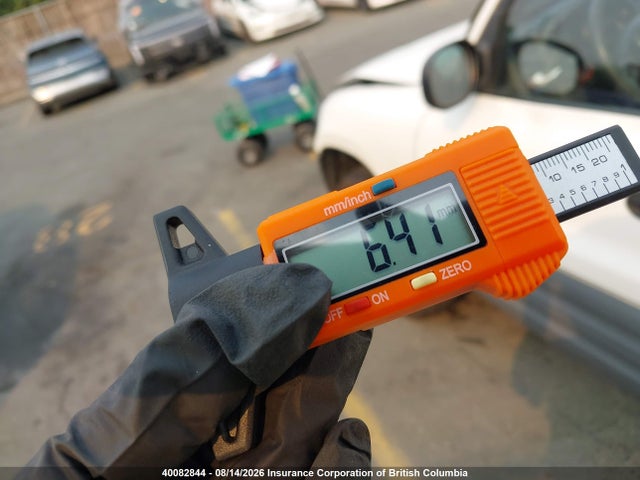40082844 :رقم المزاد ، JT3HP10V6W0189332 vin ، 1998 Toyota Rav4 مزاد بيع