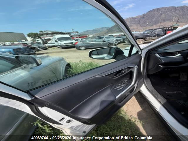 Toyota RAV4 2021 2T3BWRFV4MW124689 Image 10