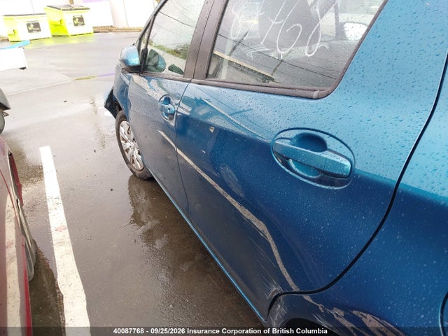 2014 Toyota Yaris მანქანა იყიდება აუქციონზე, vin: VNKKTUD31EA003977, აუქციონის ნომერი: 40087768