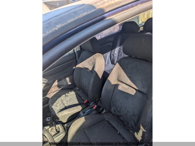 40089769 :رقم المزاد ، WVWBA21J0YW537551 vin ، 2000 Volkswagen Golf مزاد بيع