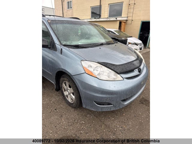 Продаж на аукціоні авто 2010 Toyota Sienna Ce/le, vin: 5TDKK4CC6AS306666, номер лоту: 40089772