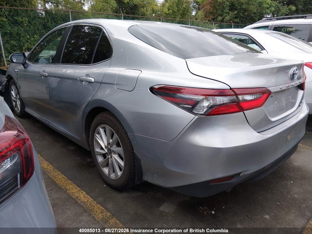 Toyota CAMRY LE 2021 4T1C31AK2MU561742 Image 3