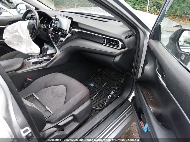Toyota CAMRY LE 2021 4T1C31AK2MU561742 Image 5