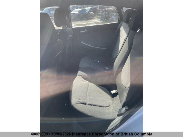 40089809 :رقم المزاد ، KMHCT5AE8DU134244 vin ، 2013 Hyundai Accent Gl مزاد بيع