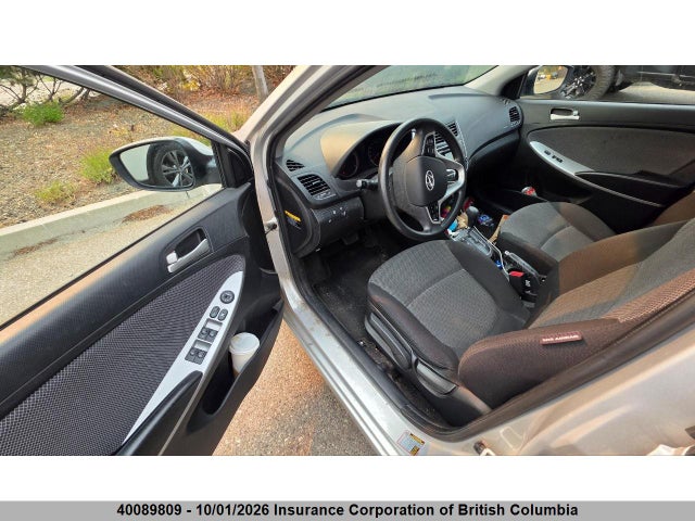 40089809 :رقم المزاد ، KMHCT5AE8DU134244 vin ، 2013 Hyundai Accent Gl مزاد بيع