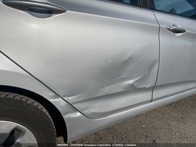 40089809 :رقم المزاد ، KMHCT5AE8DU134244 vin ، 2013 Hyundai Accent Gl مزاد بيع