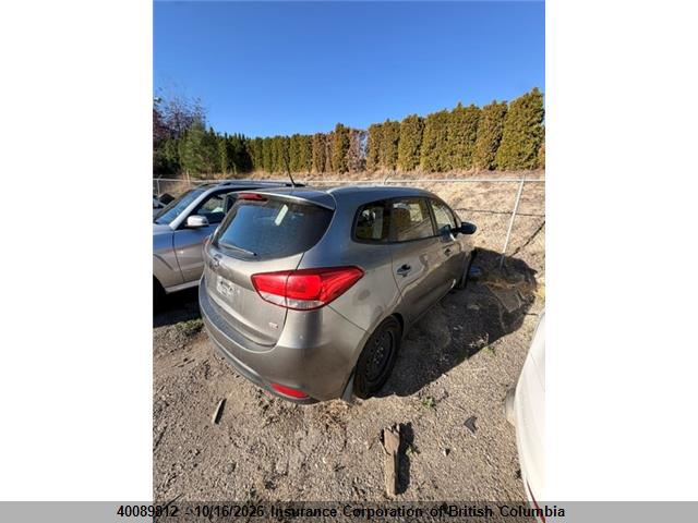 KIA Rondo 2016 KNAHT8A35G7160732 Image 4