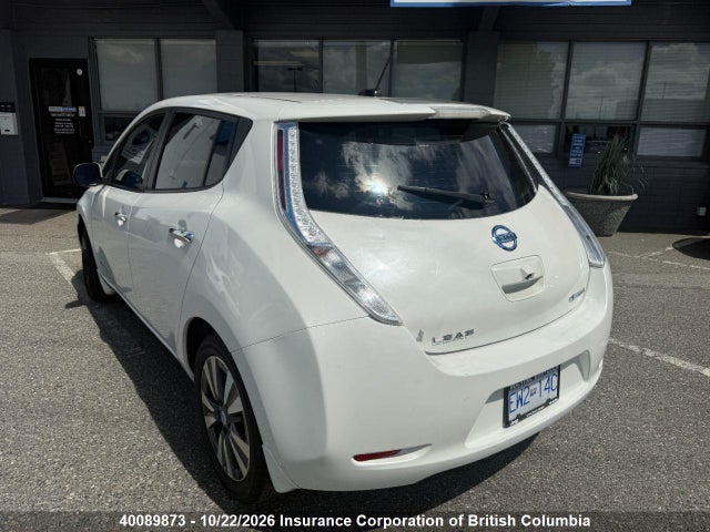 1N4AZ0CP8FC304354 Nissan Leaf