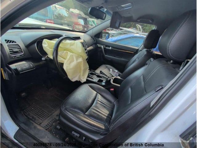 5XYKTCA66EG527532 KIA SORENTO LX