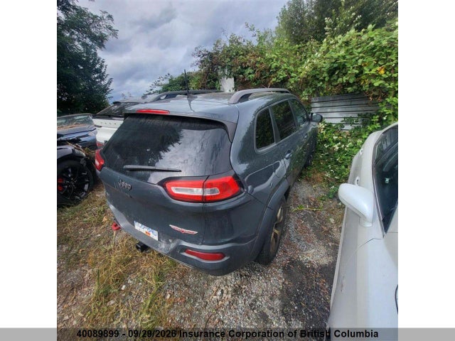 2016 Jeep Cherokee Trailhawk მანქანა იყიდება აუქციონზე, vin: 1C4PJMBS6GW378428, აუქციონის ნომერი: 40089899