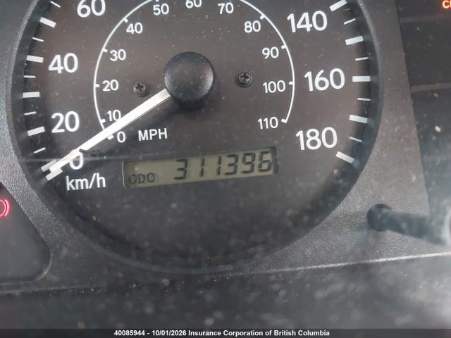 40085944 :رقم المزاد ، 2T1BR12E6YC810893 vin ، 2000 Toyota Corolla Ve/ce/le مزاد بيع