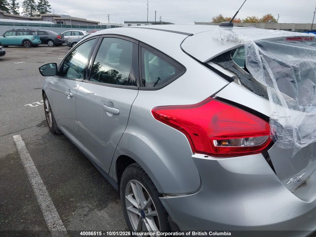 Ford FOCUS SE 2017 1FADP3K23HL261197 Image 14