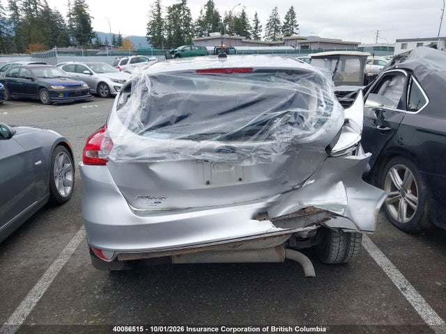 Ford FOCUS SE 2017 1FADP3K23HL261197 Image 16