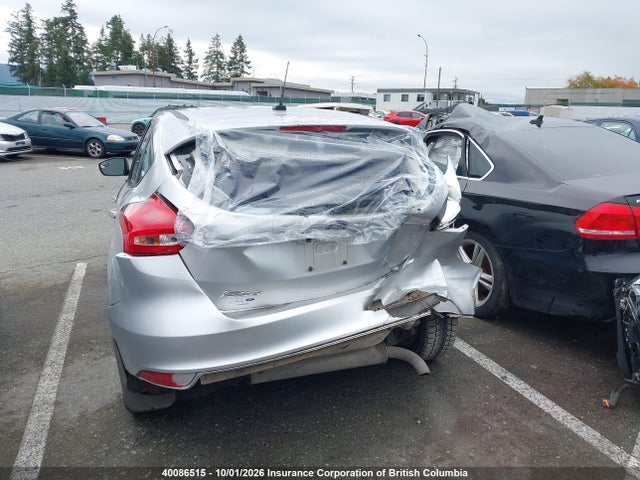 Ford FOCUS SE 2017 1FADP3K23HL261197 Image 6