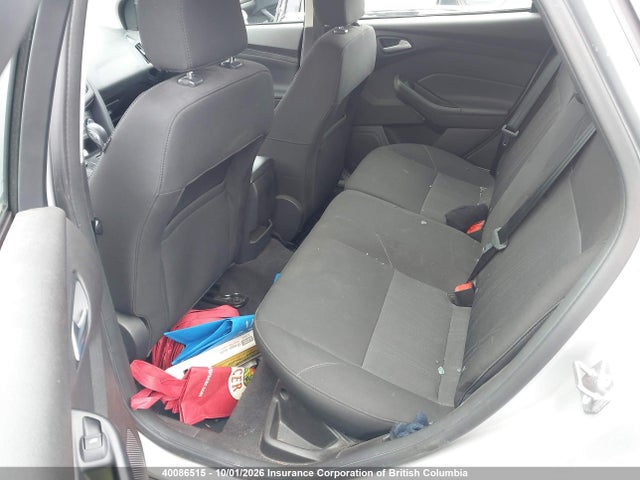 Ford FOCUS SE 2017 1FADP3K23HL261197 Image 8