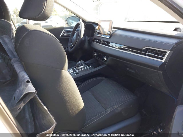 40089905 :رقم المزاد ، JA4T5VA95SZ611286 vin ، 2025 Mitsubishi Outlander Phev Le S-awc/se S-awc/sel S-awc مزاد بيع