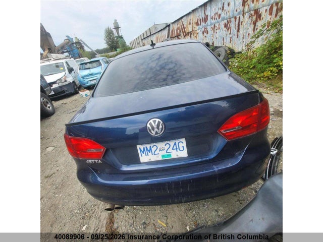2011 Volkswagen Jetta მანქანა იყიდება აუქციონზე, vin: 3VWDX7AJ3BM004456, აუქციონის ნომერი: 40089906