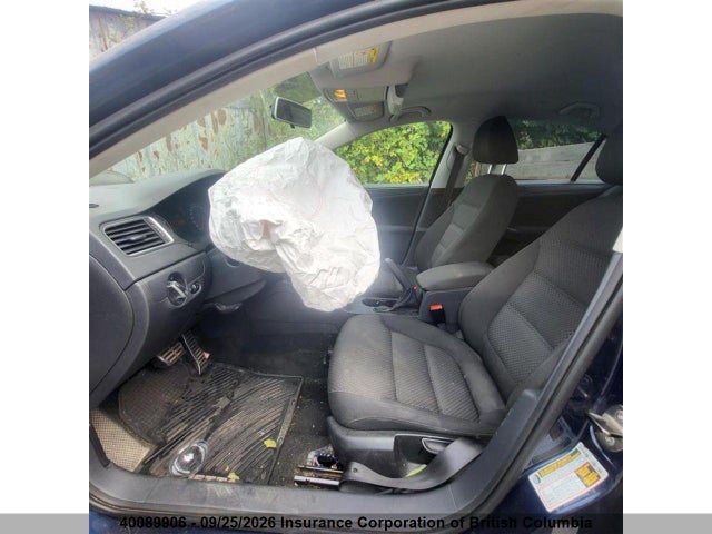 2011 Volkswagen Jetta მანქანა იყიდება აუქციონზე, vin: 3VWDX7AJ3BM004456, აუქციონის ნომერი: 40089906