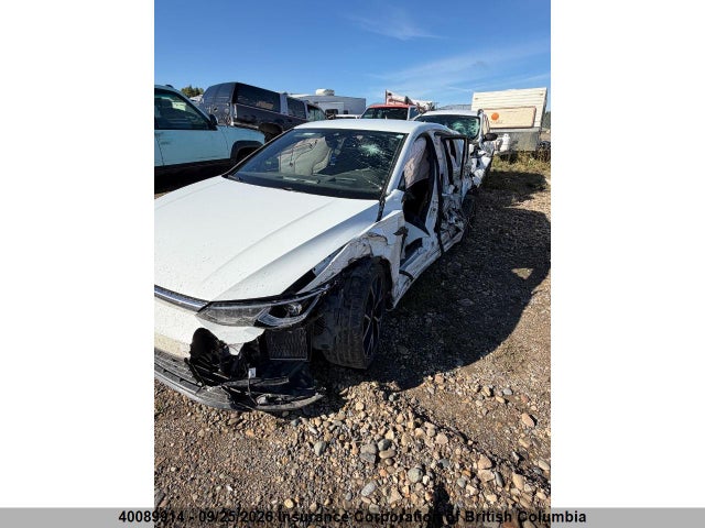 Volkswagen Golf R 2024 WVWCB7CD0RW138257 Image 2