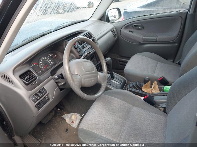 2001 Chevrolet Tracker მანქანა იყიდება აუქციონზე, vin: 2CNBJ13C816942562, აუქციონის ნომერი: 40089917