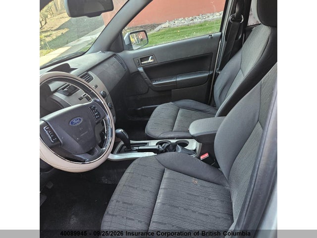40089945 :رقم المزاد ، 1FAHP3FN3BW123185 vin ، 2011 Ford Focus مزاد بيع
