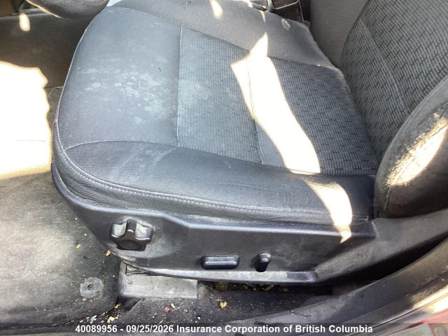 40089956 :رقم المزاد ، 3FAHP0HA5CR252221 vin ، 2012 Ford Fusion Se مزاد بيع