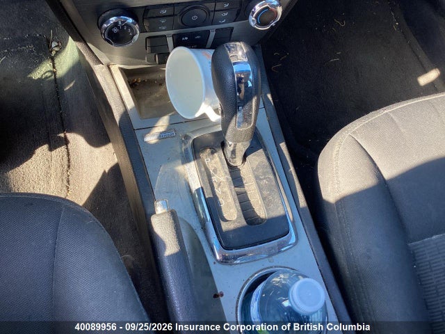 40089956 :رقم المزاد ، 3FAHP0HA5CR252221 vin ، 2012 Ford Fusion Se مزاد بيع