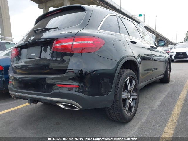 40087058 :رقم المزاد ، WDC0G4KB8JV111525 vin ، 2018 Mercedes-benz Glc 300 4matic مزاد بيع