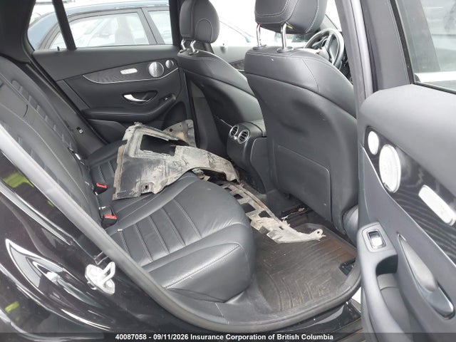 40087058 :رقم المزاد ، WDC0G4KB8JV111525 vin ، 2018 Mercedes-benz Glc 300 4matic مزاد بيع