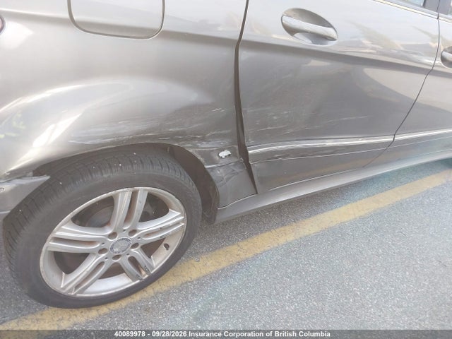 40089978 :رقم المزاد ، WDDFH3EB2BJ683370 vin ، 2011 Mercedes-benz B200 T مزاد بيع