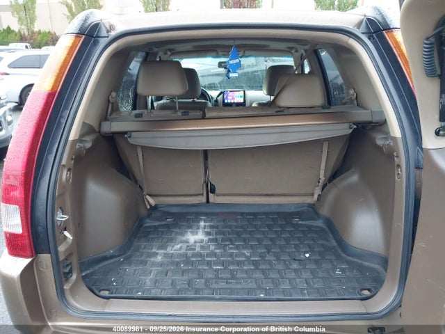 40089981 :رقم المزاد ، JHLRD789X2C808061 vin ، 2002 Honda Cr-v مزاد بيع