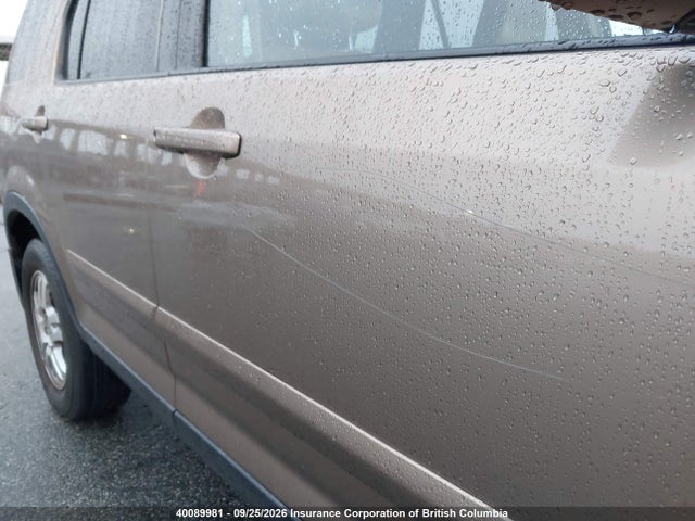 40089981 :رقم المزاد ، JHLRD789X2C808061 vin ، 2002 Honda Cr-v مزاد بيع