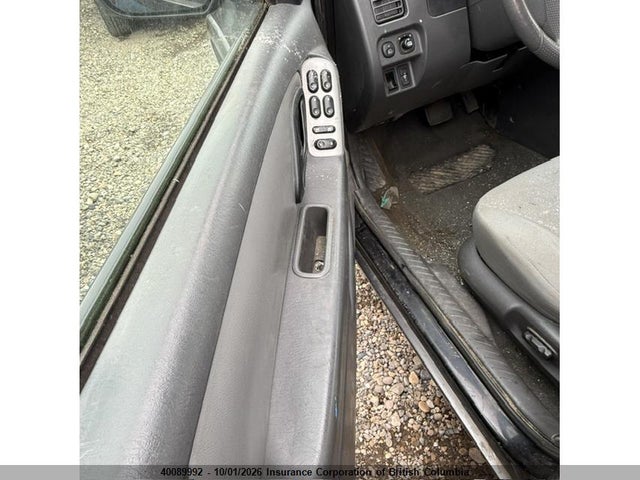 40089992 :رقم المزاد ، 1FMYU93166KB06056 vin ، 2006 Ford Escape Xlt مزاد بيع